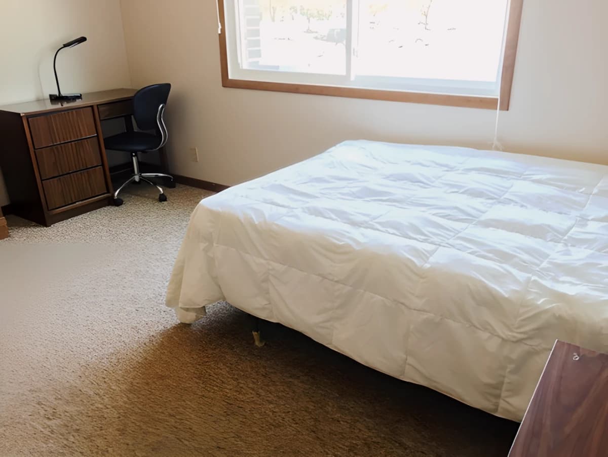 2 Bedroom