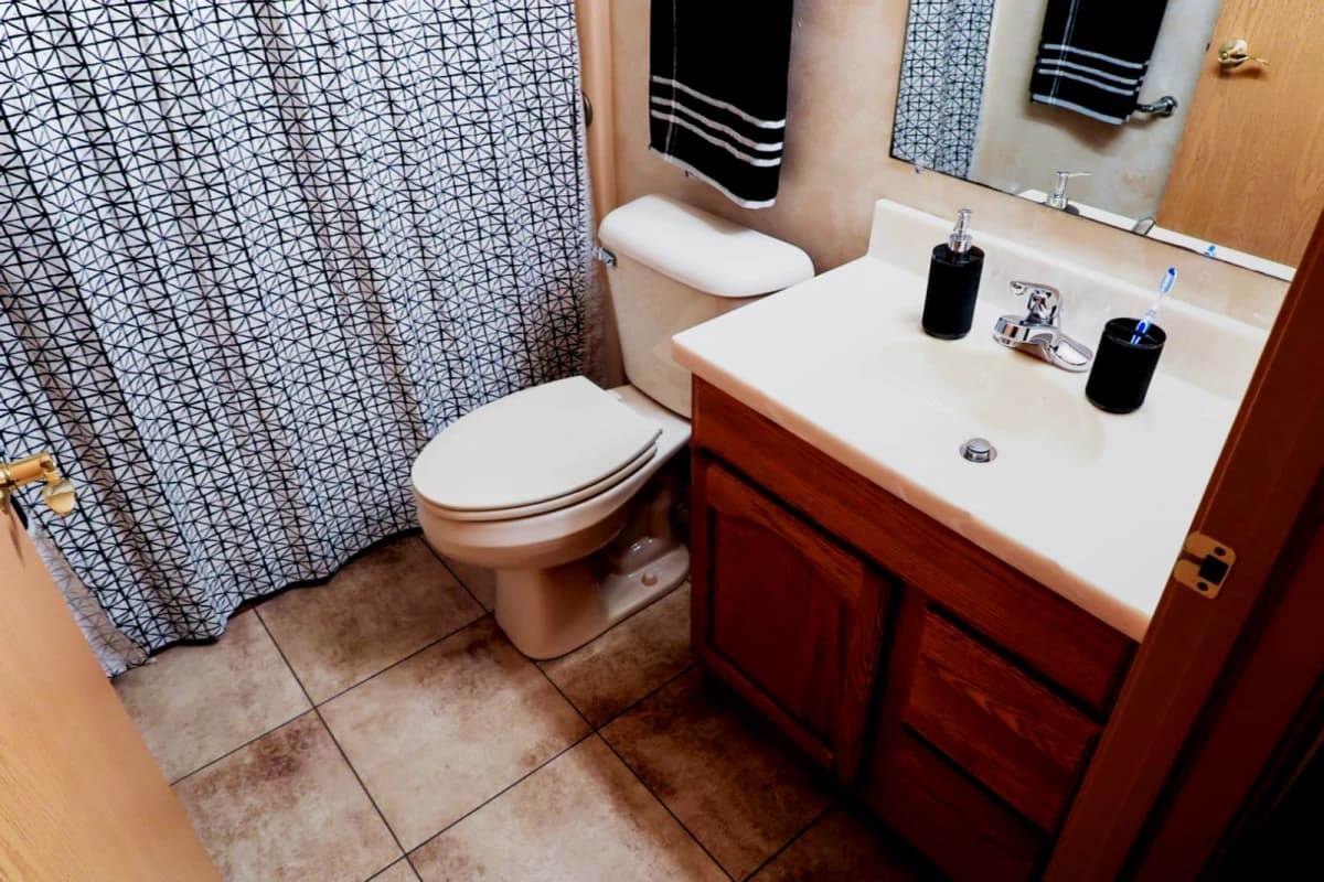 207 S Fifth, Champaign, IL 61820 image