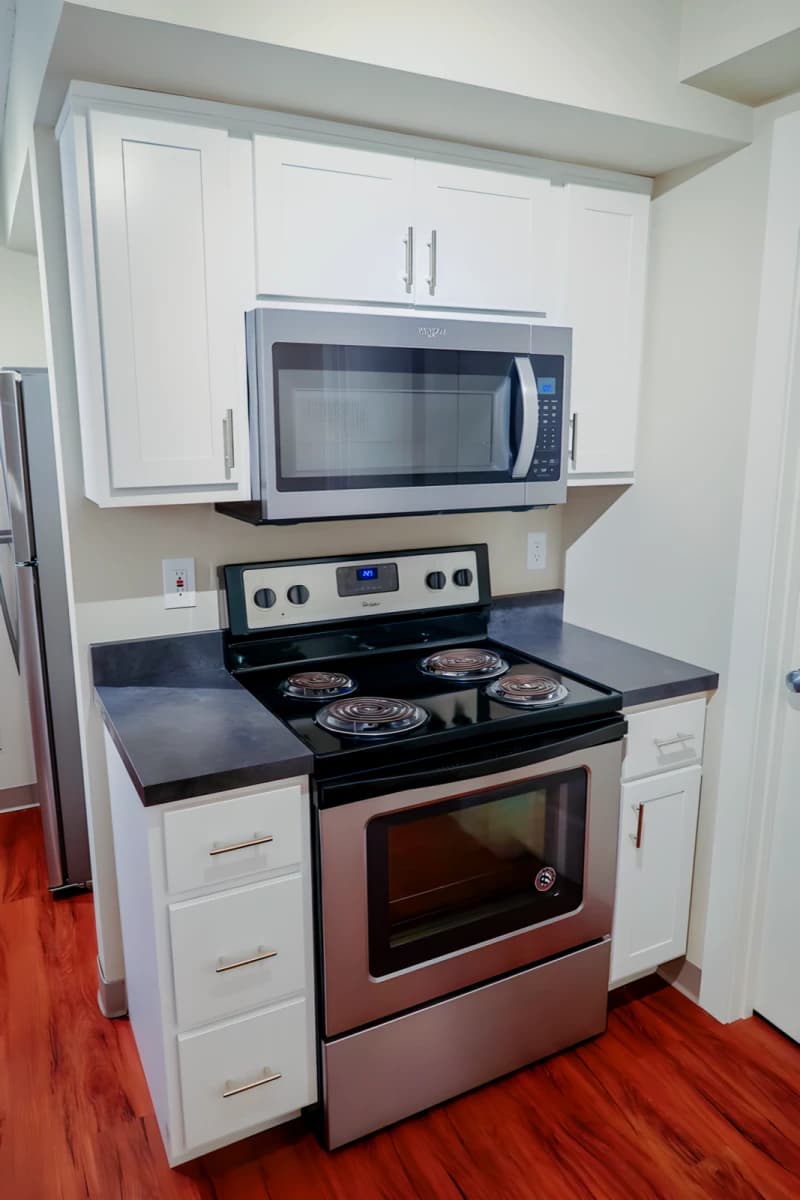 2Bedrooms, 1Bathrooms