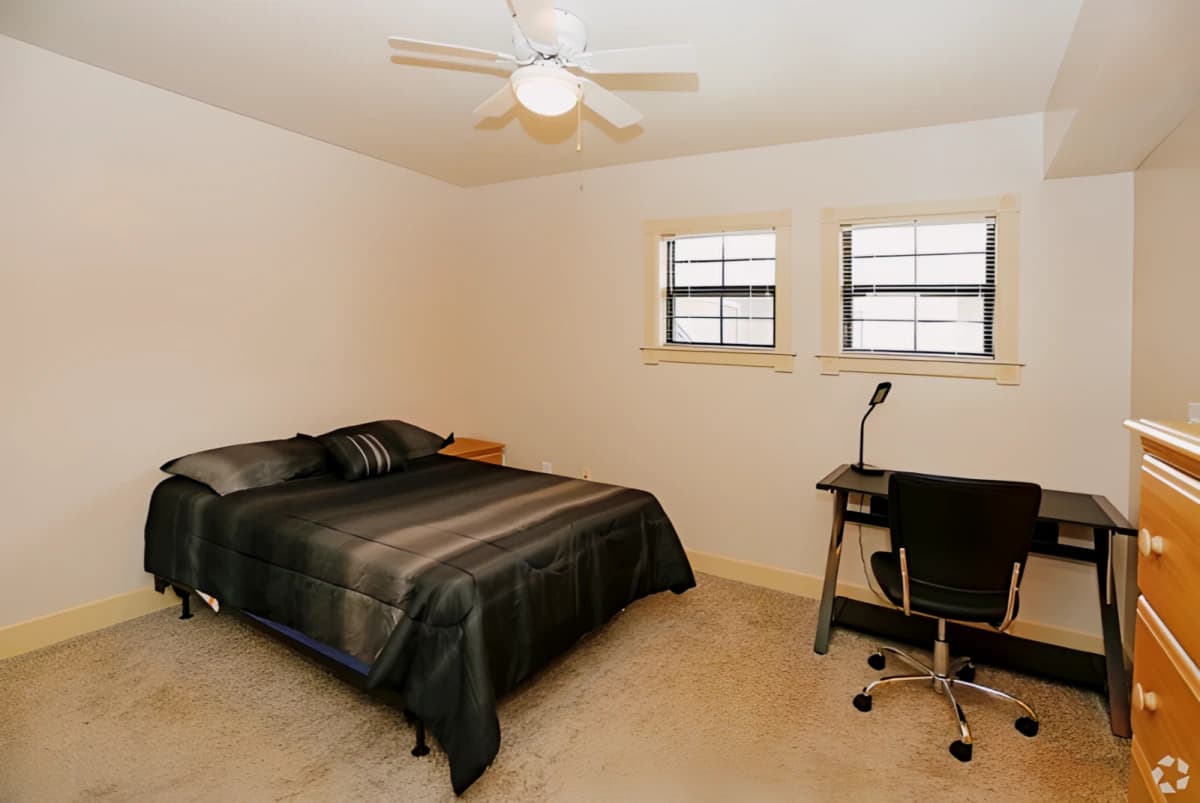 2 Bedroom 1