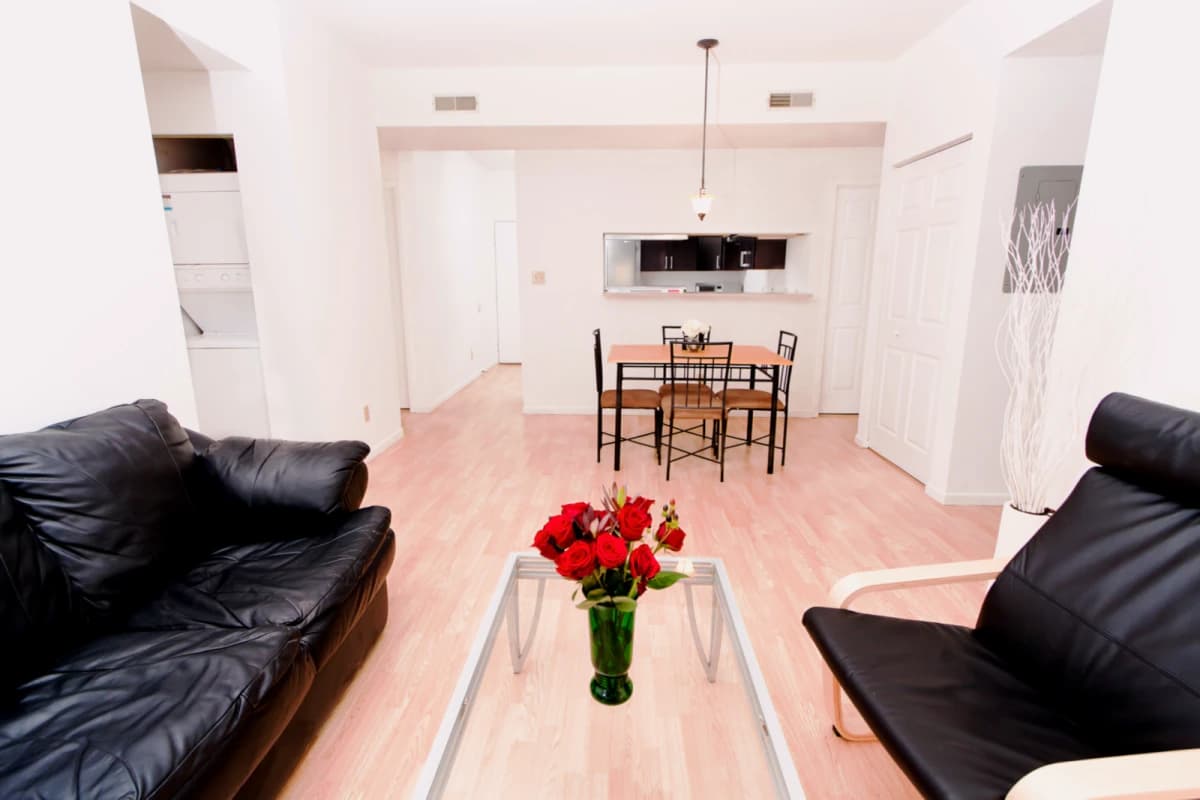 4 Bed 2 Bath