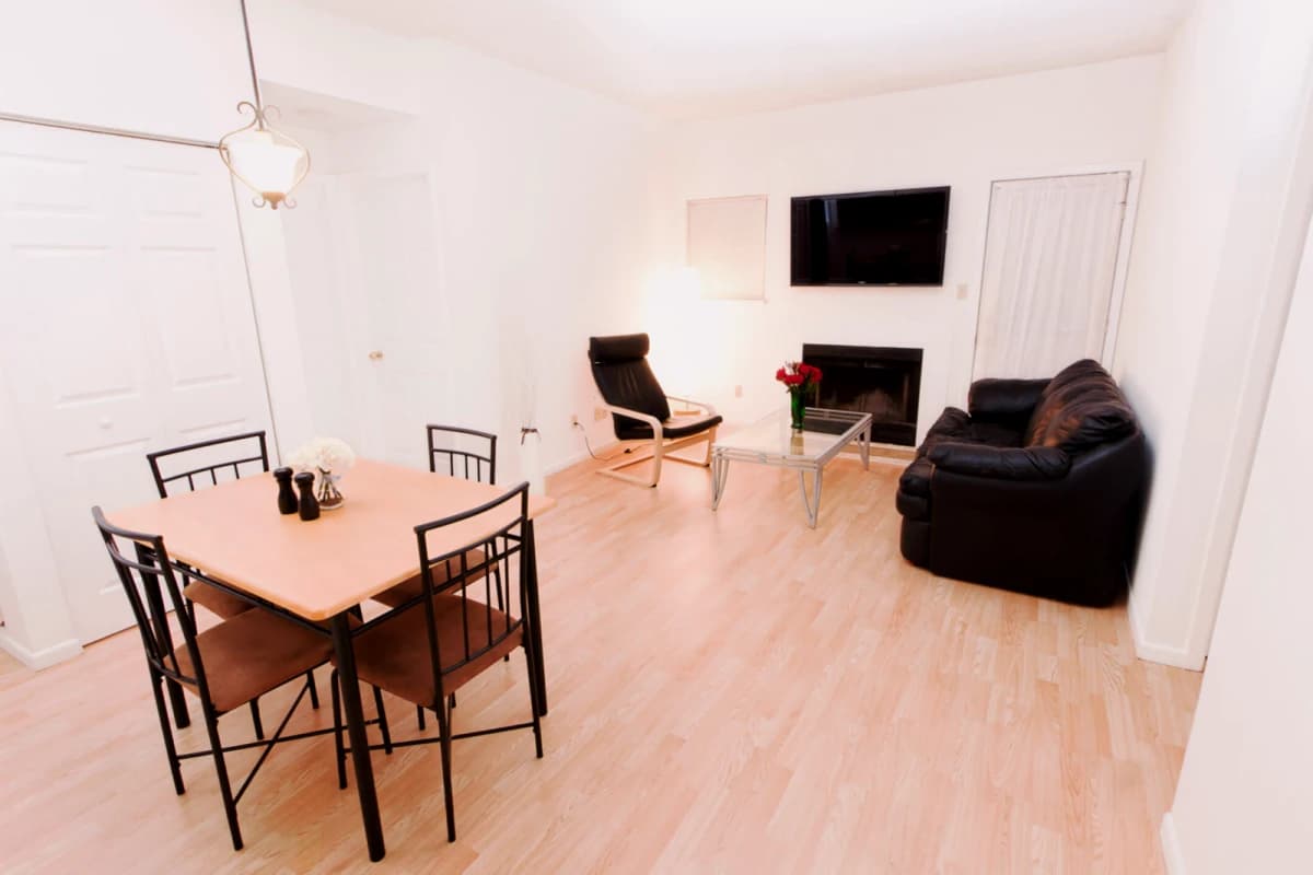4 Bed 2 Bath