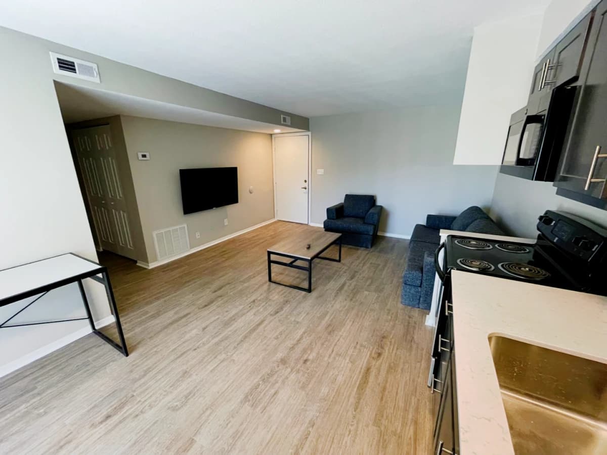 3Bedrooms, 3Bathrooms