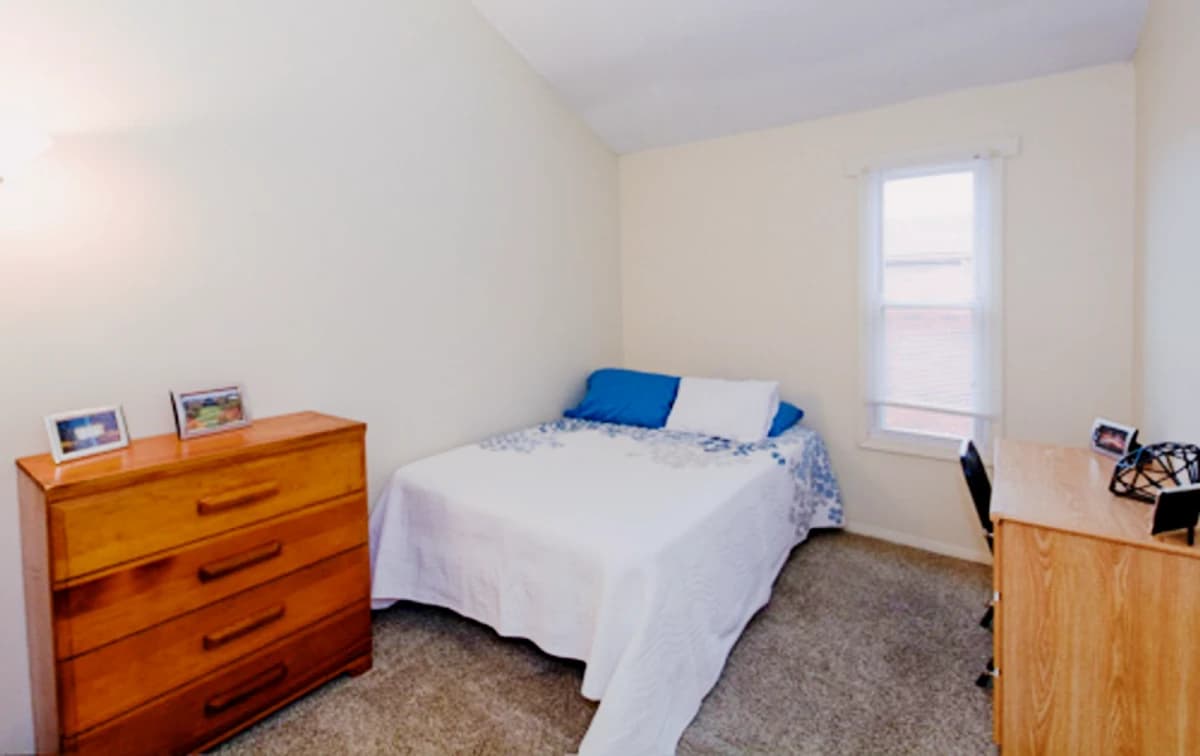 205 E Stoughton, Champaign, IL 61820 image