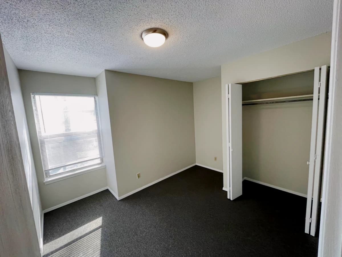 4 Bed 2 Bath 2