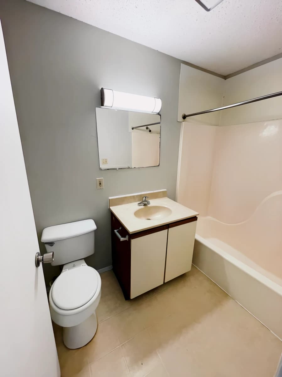 4 Bed 2 Bath 1