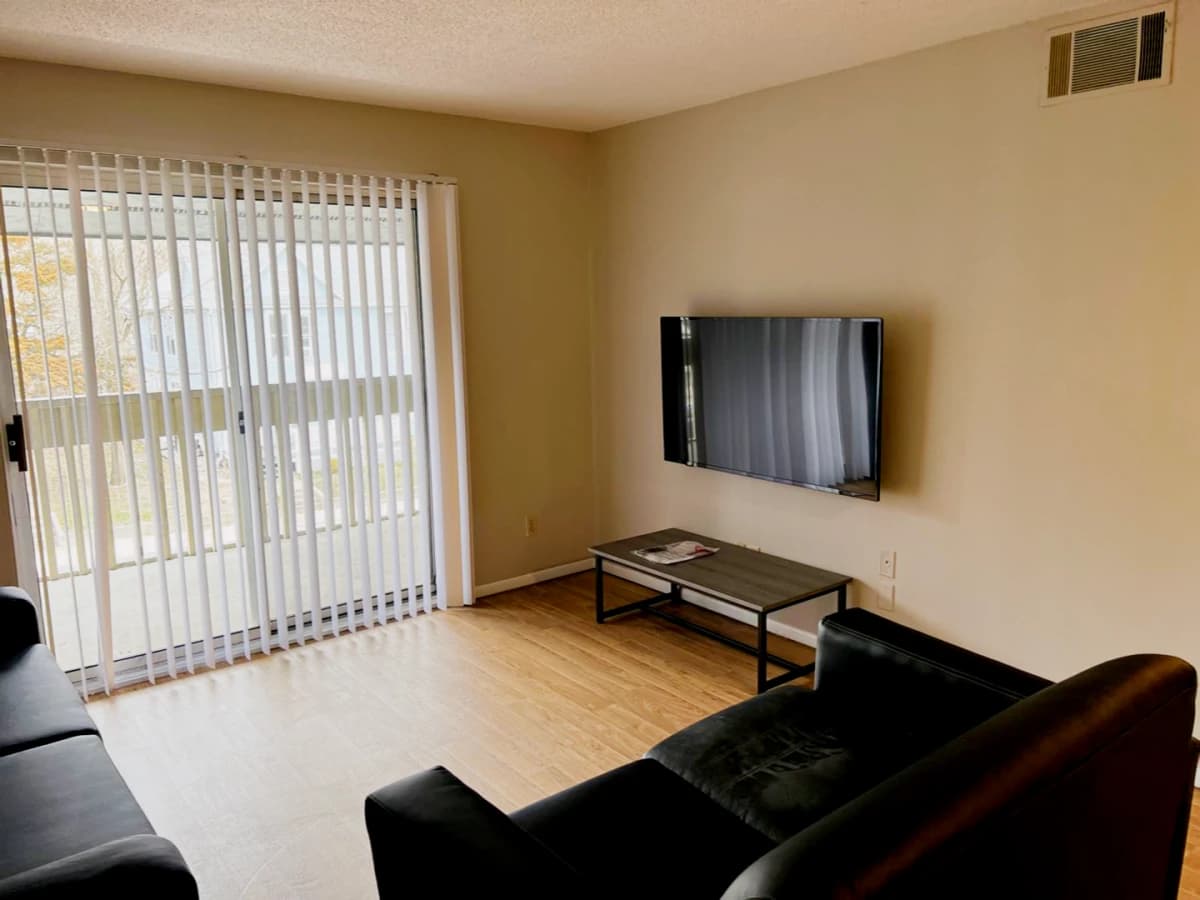4 Bed 2 Bath 1