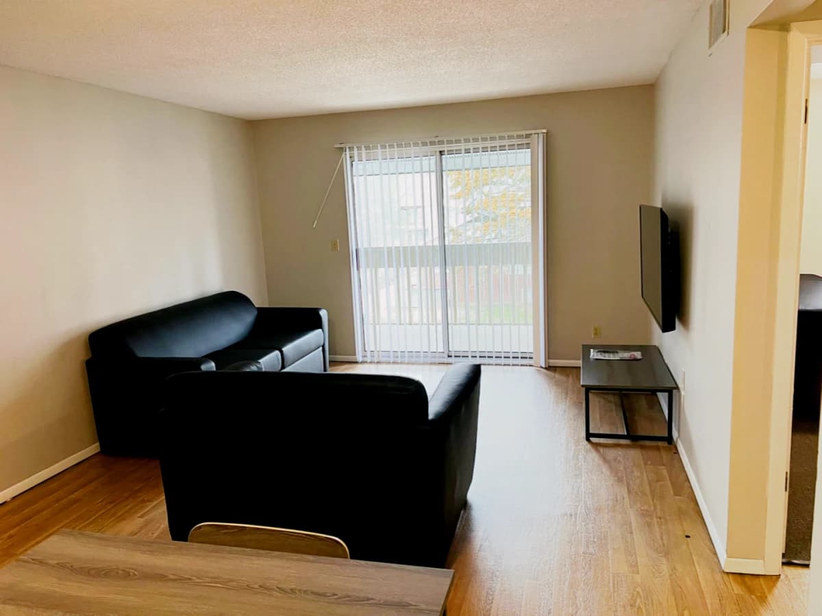 4 Bed 2 Bath 1