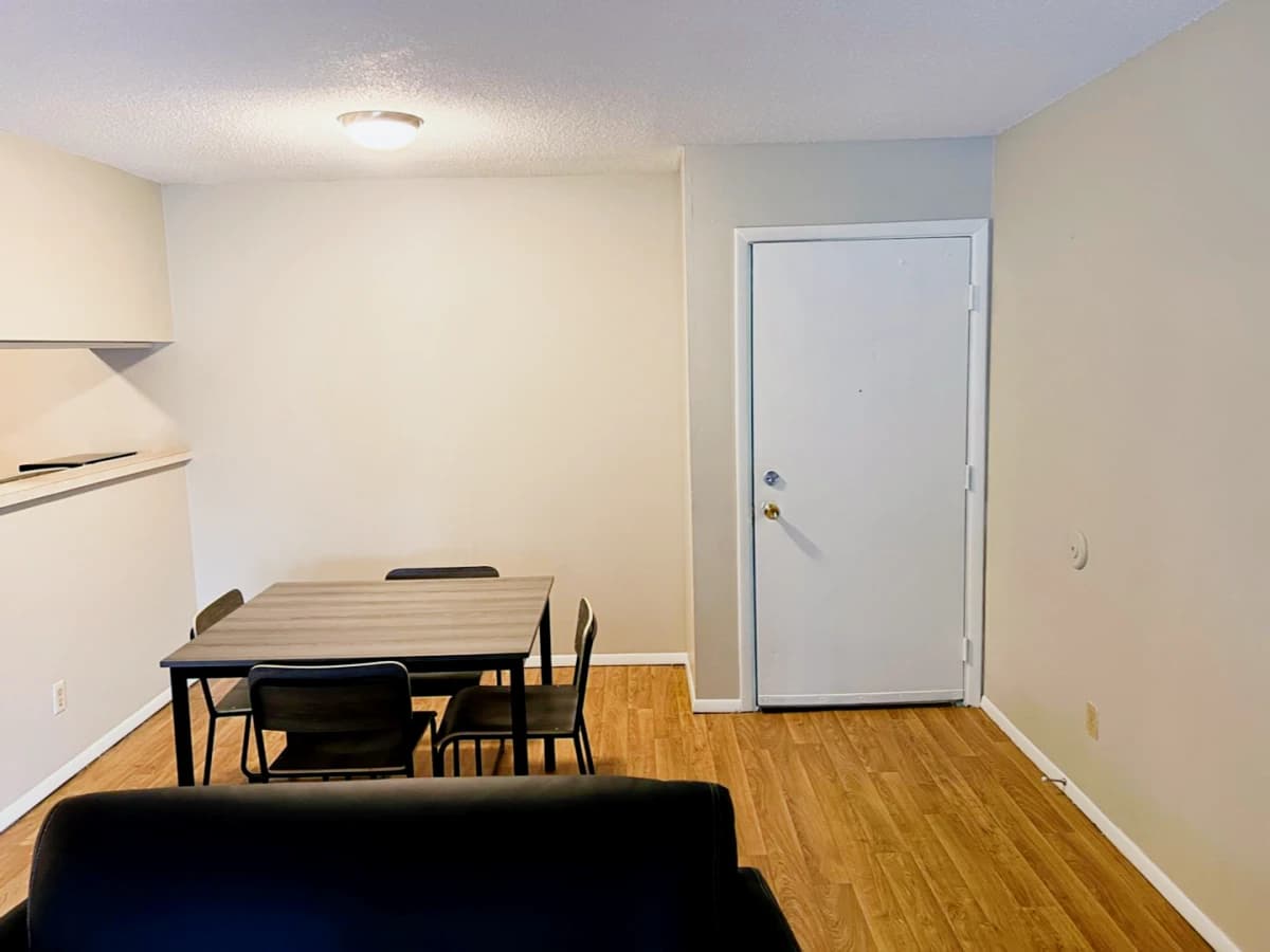 4 Bed 2 Bath 1