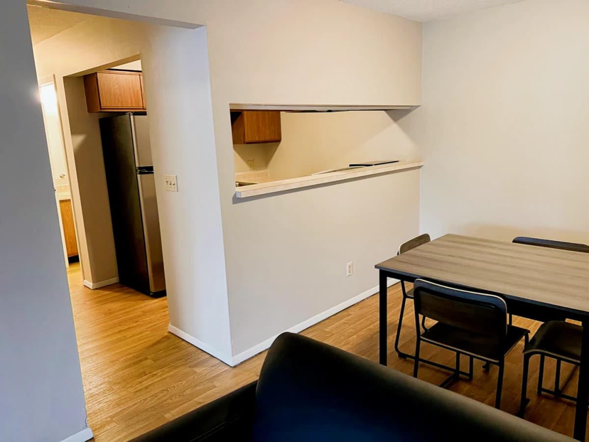 4 Bed 2 Bath 1
