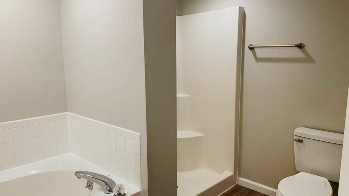408 E Springfield, Champaign, IL 61820 image
