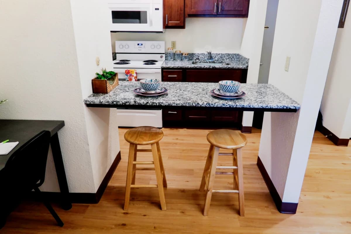 1Bedrooms, 1Bathrooms