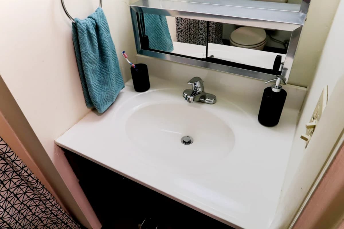 1Bedrooms, 1Bathrooms