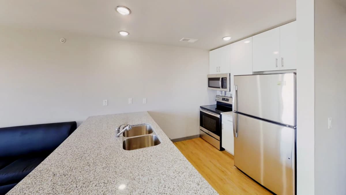 615 S Wright, Champaign, IL 61820 image