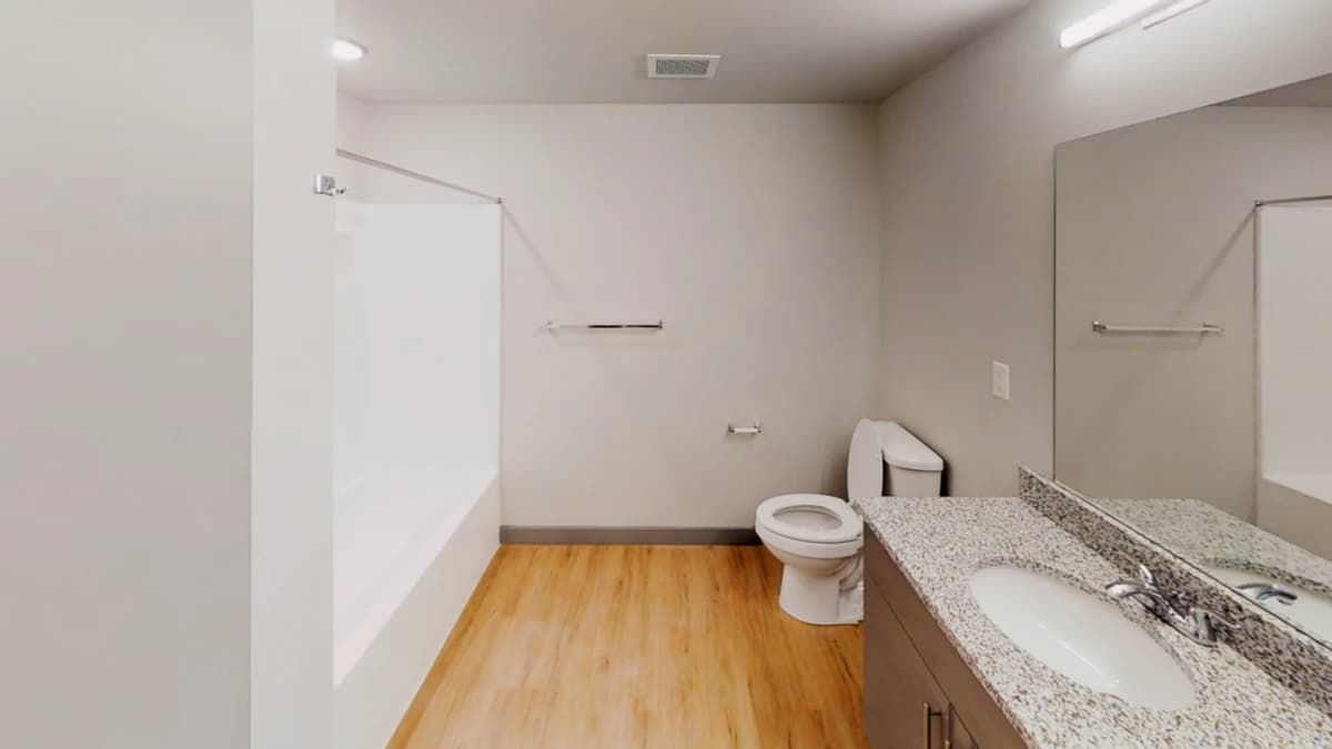 615 S Wright, Champaign, IL 61820 image