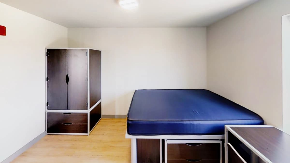615 S Wright, Champaign, IL 61820 image