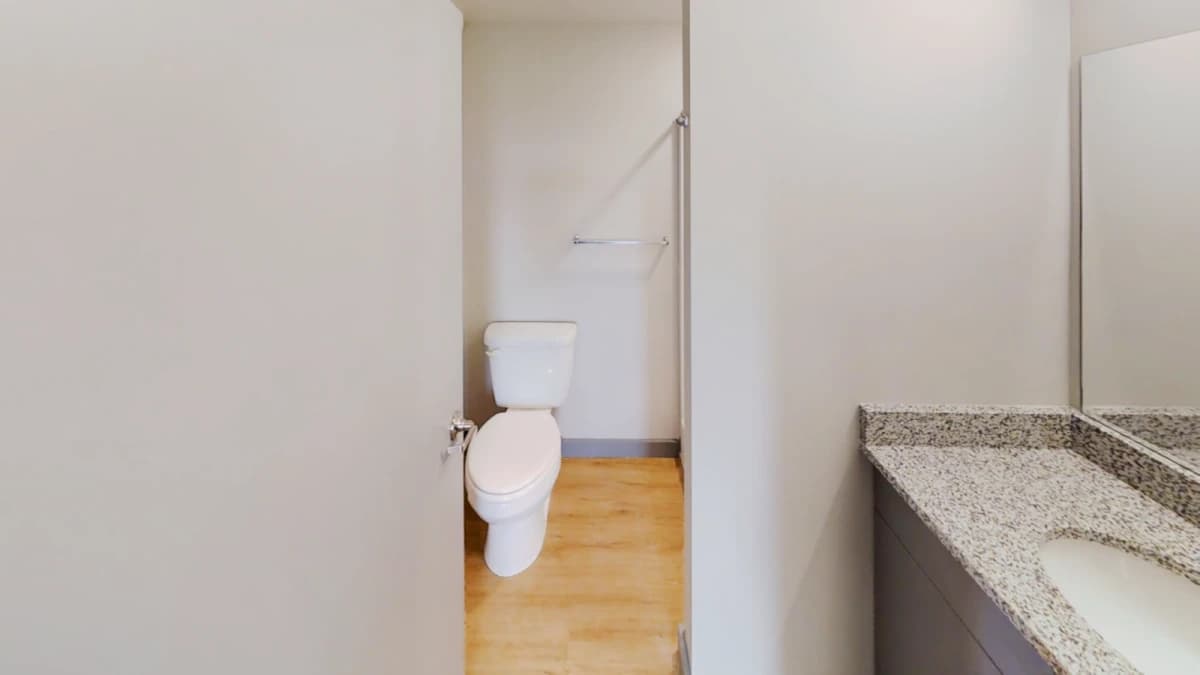 615 S Wright, Champaign, IL 61820 image