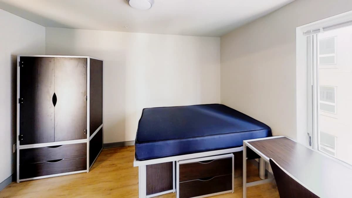615 S Wright, Champaign, IL 61820 image