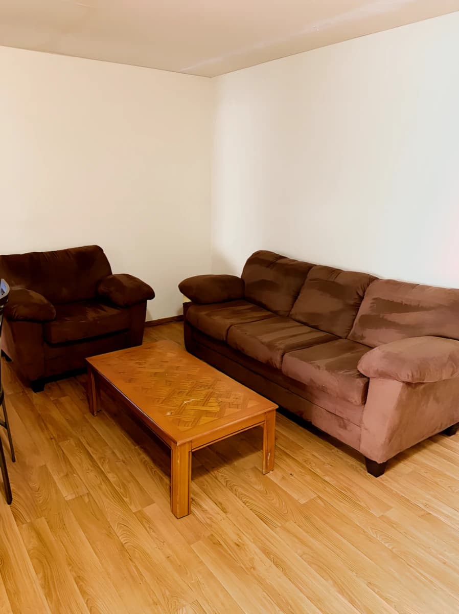1Bedrooms, 1Bathrooms