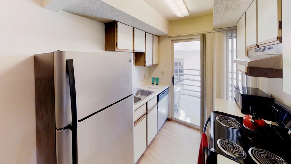 1Bedrooms, 1Bathrooms