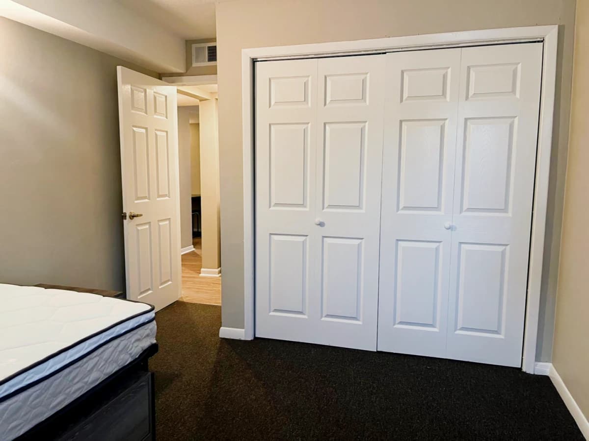 106 E Healey Street, Champaign, IL 61820 image 5