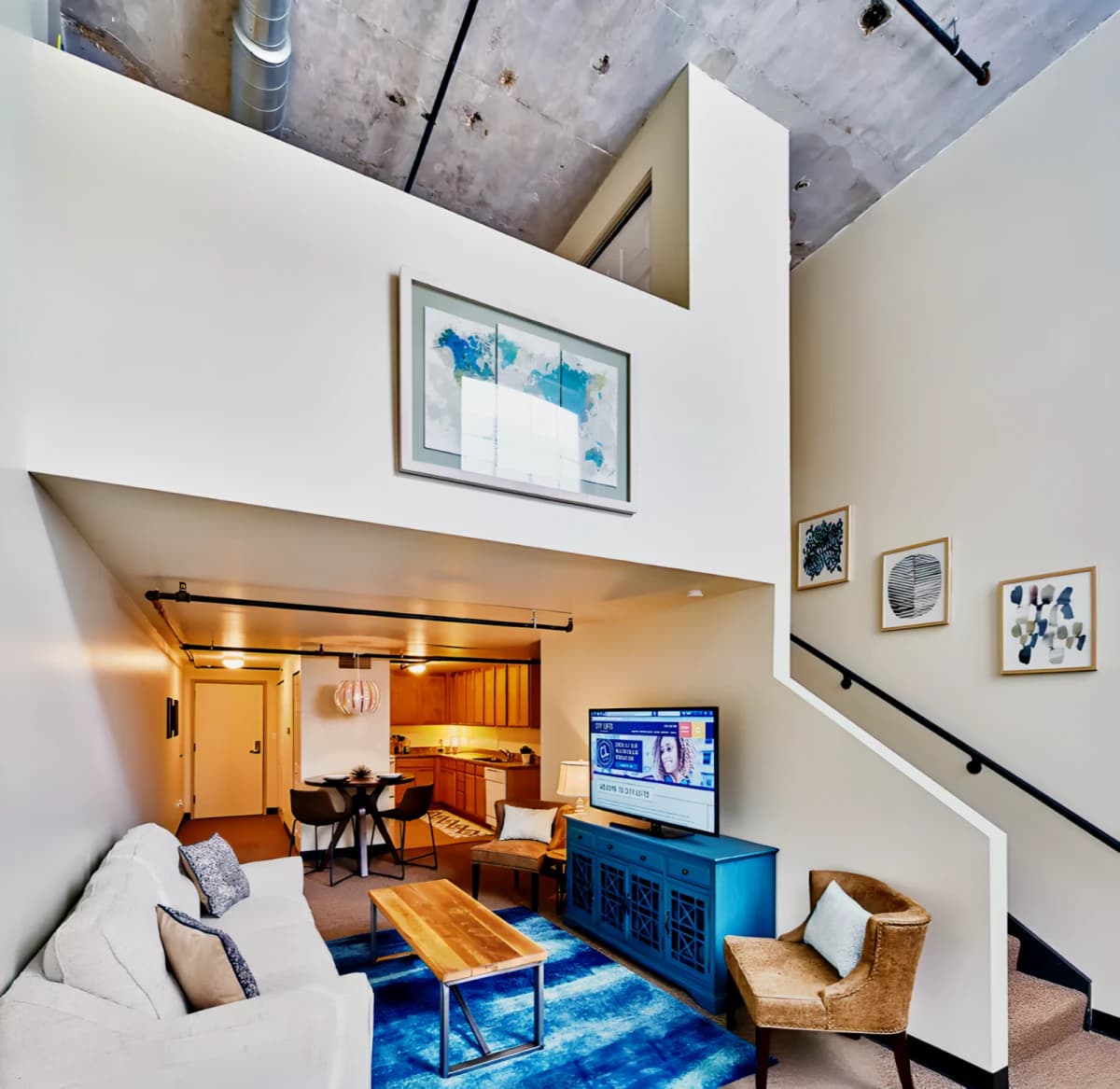 3 Bed 2 Bath 3b