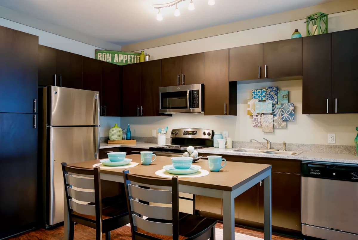 4 Bed 4 Bath  D1