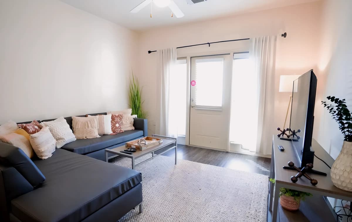 2 Bed 2 Bath The Pelican