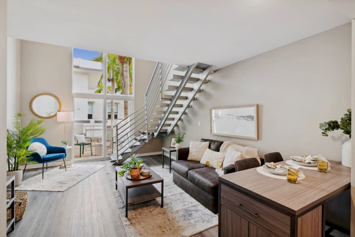 5 Bed 5 Bath Everglade