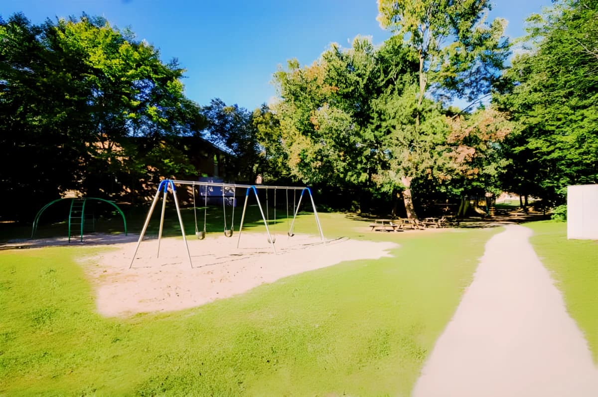 Forest Ridge image 2