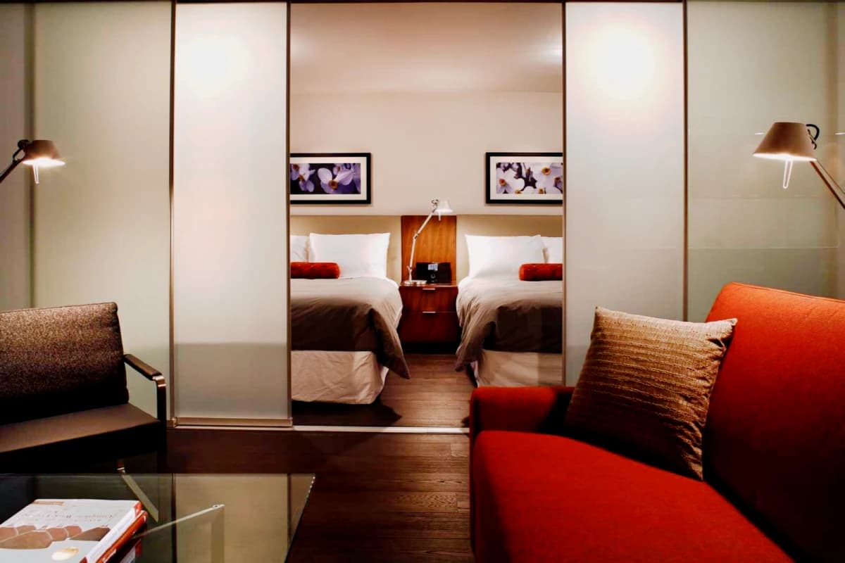 Level Hotels & Furnished Suites – Seymour image