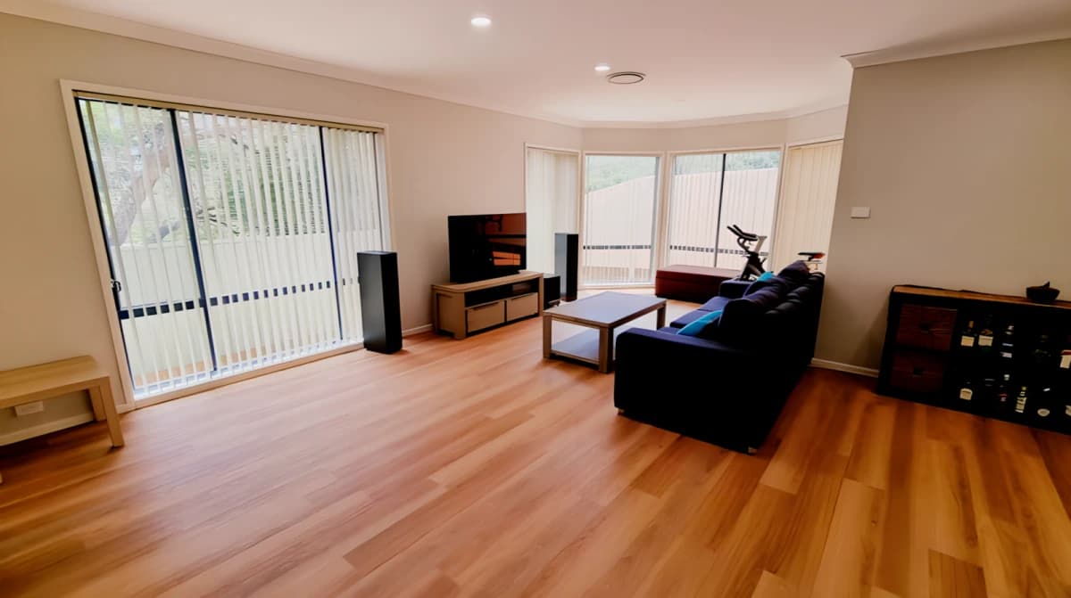 Shared Place·8B3B···7 Sunset Boulevard, North Lambton image 2