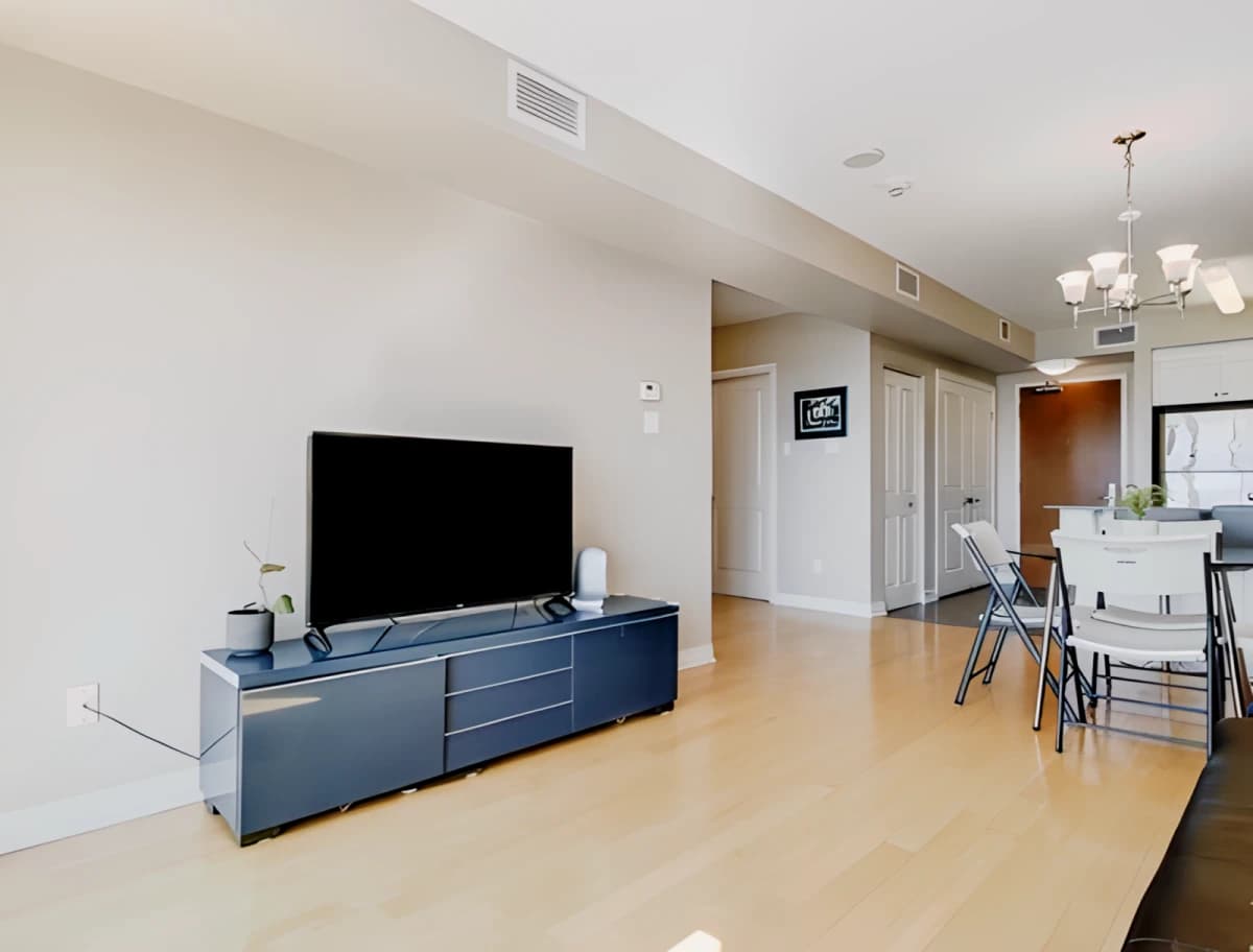 1Bed 1Bath
