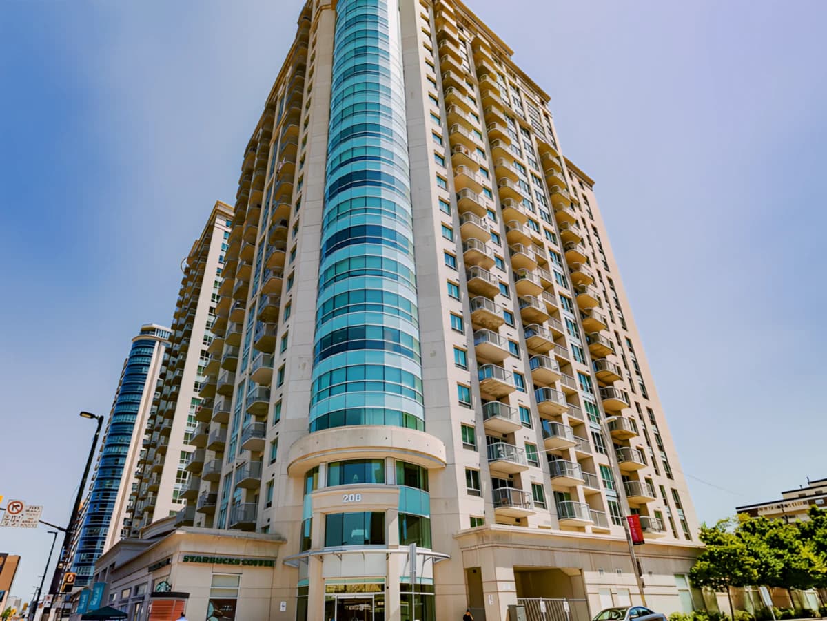 200 Rideau St image 2