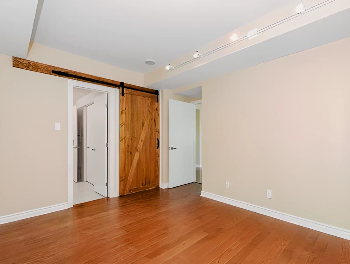 2 Bedroom