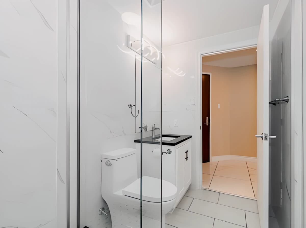 2 Bedroom