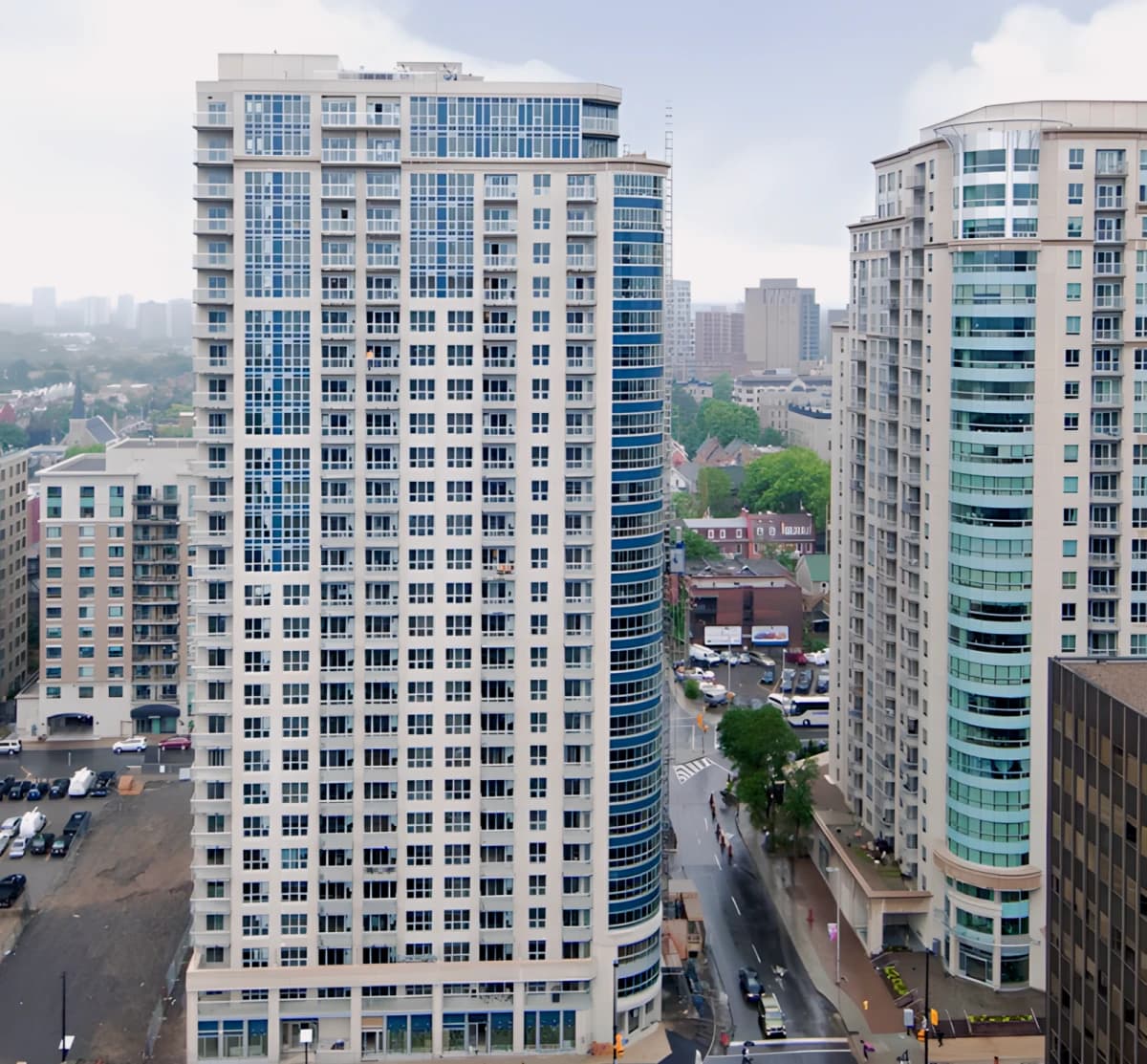 242 Rideau St