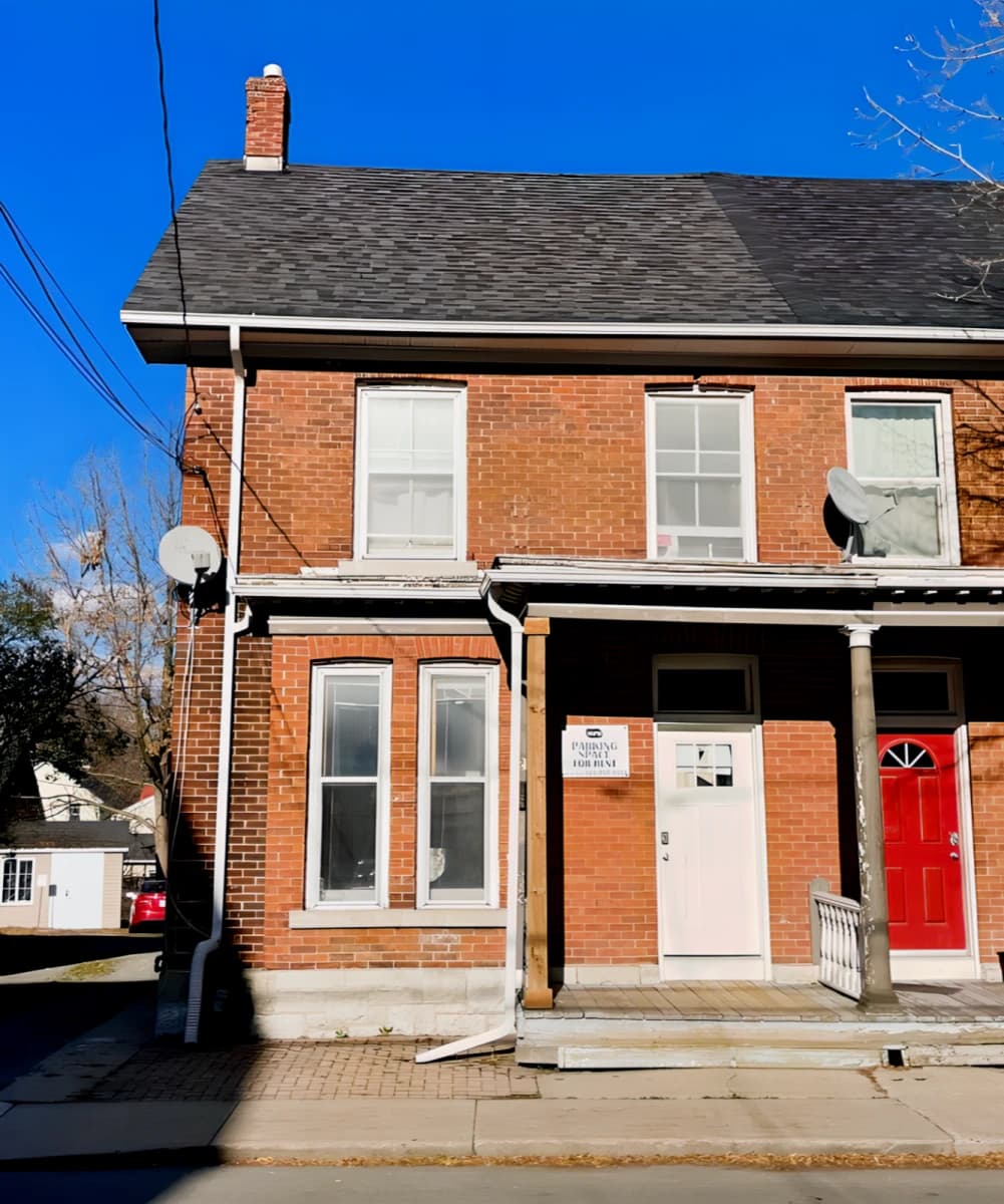 215 Colborne Street