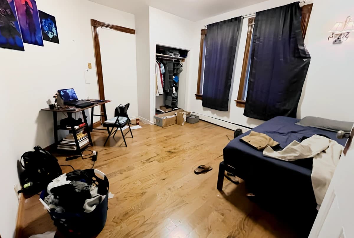 6 Bedroom