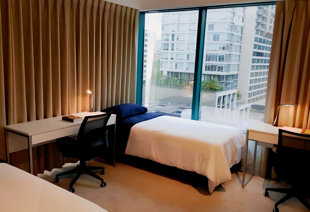 Private Bedroom / Shared Bathroom