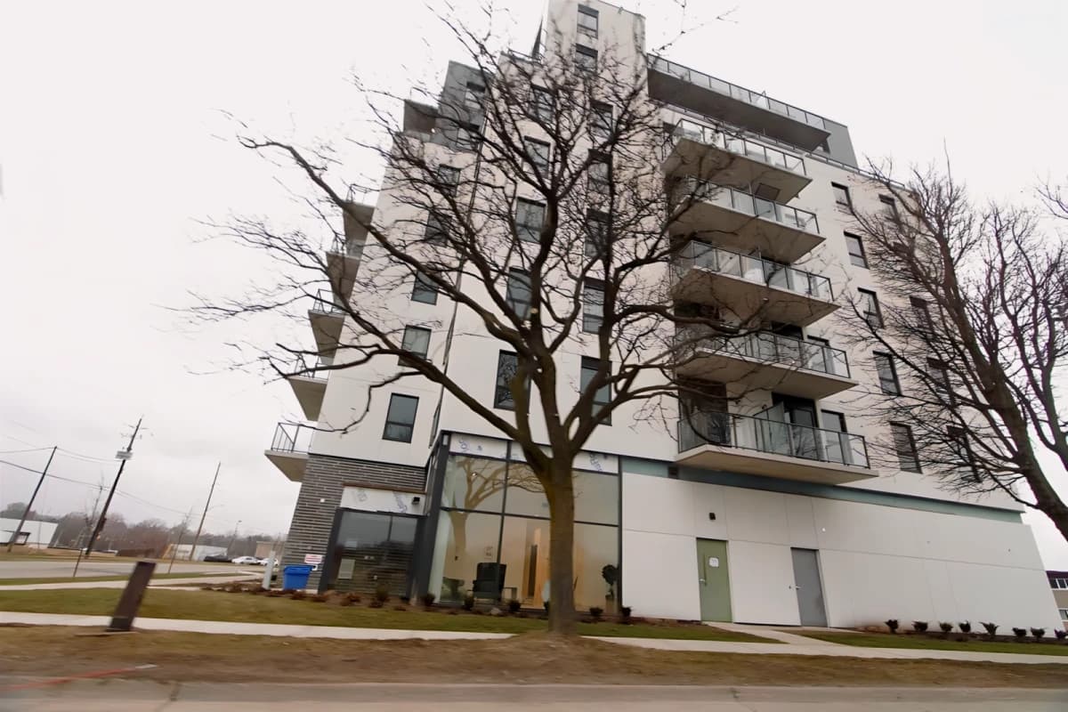 7 Erie Ave image 2