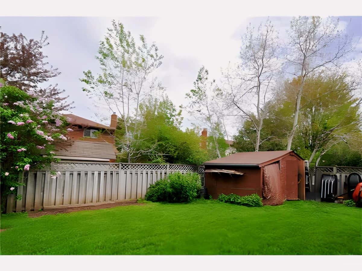 259 Camille Crescent image 2