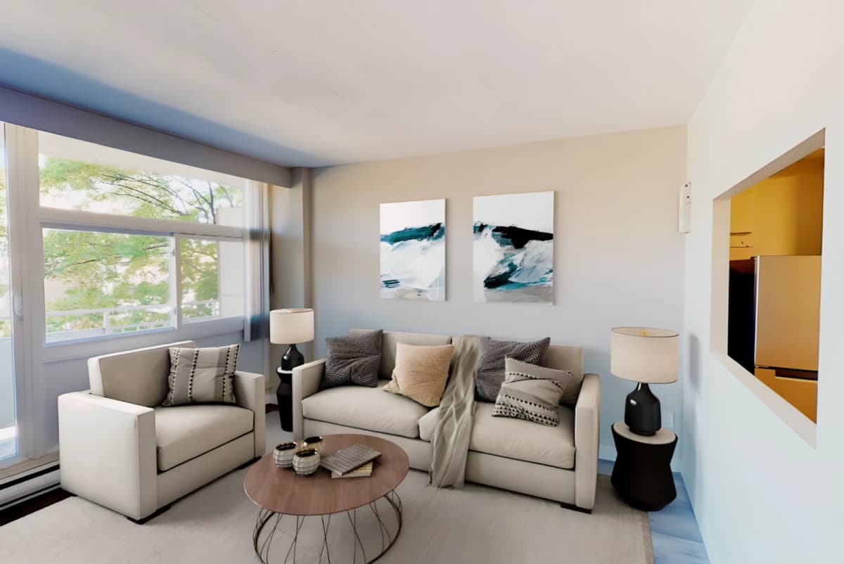 324 Cambridge image