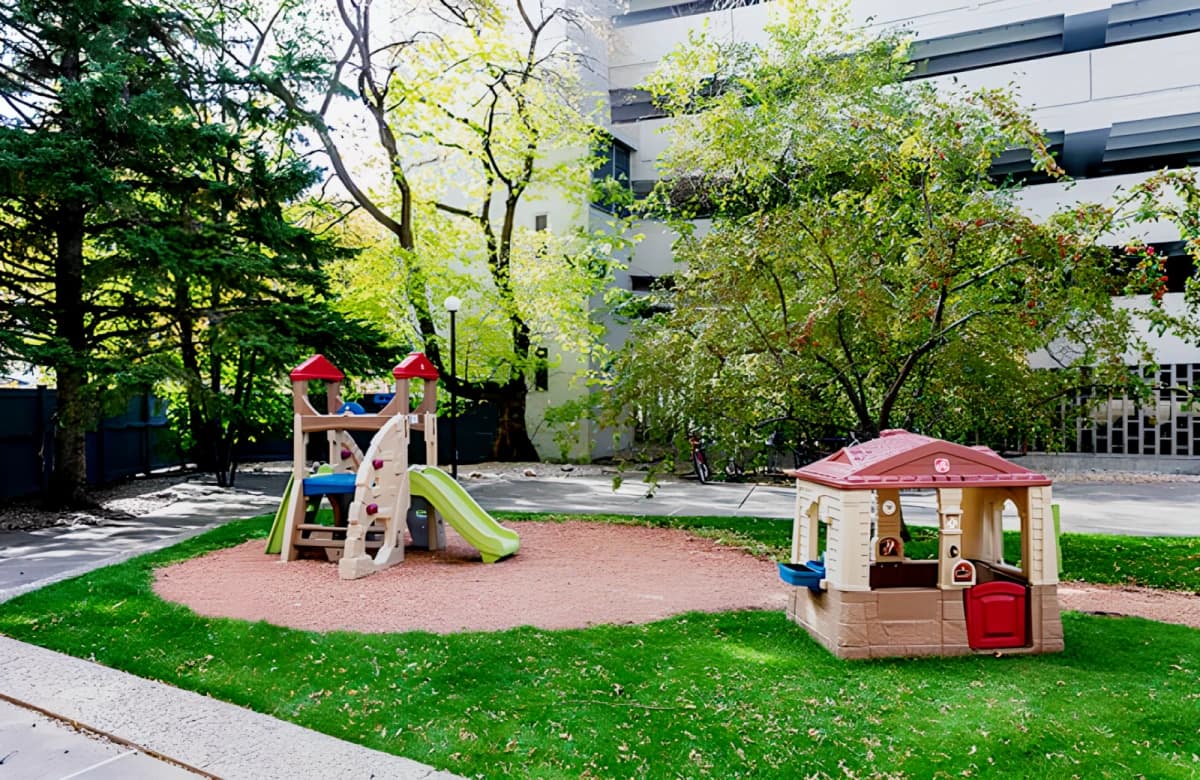 Outdoor Features