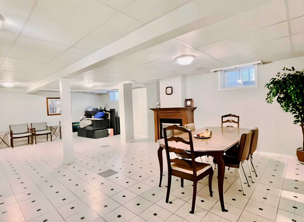18 Moraine Walk image
