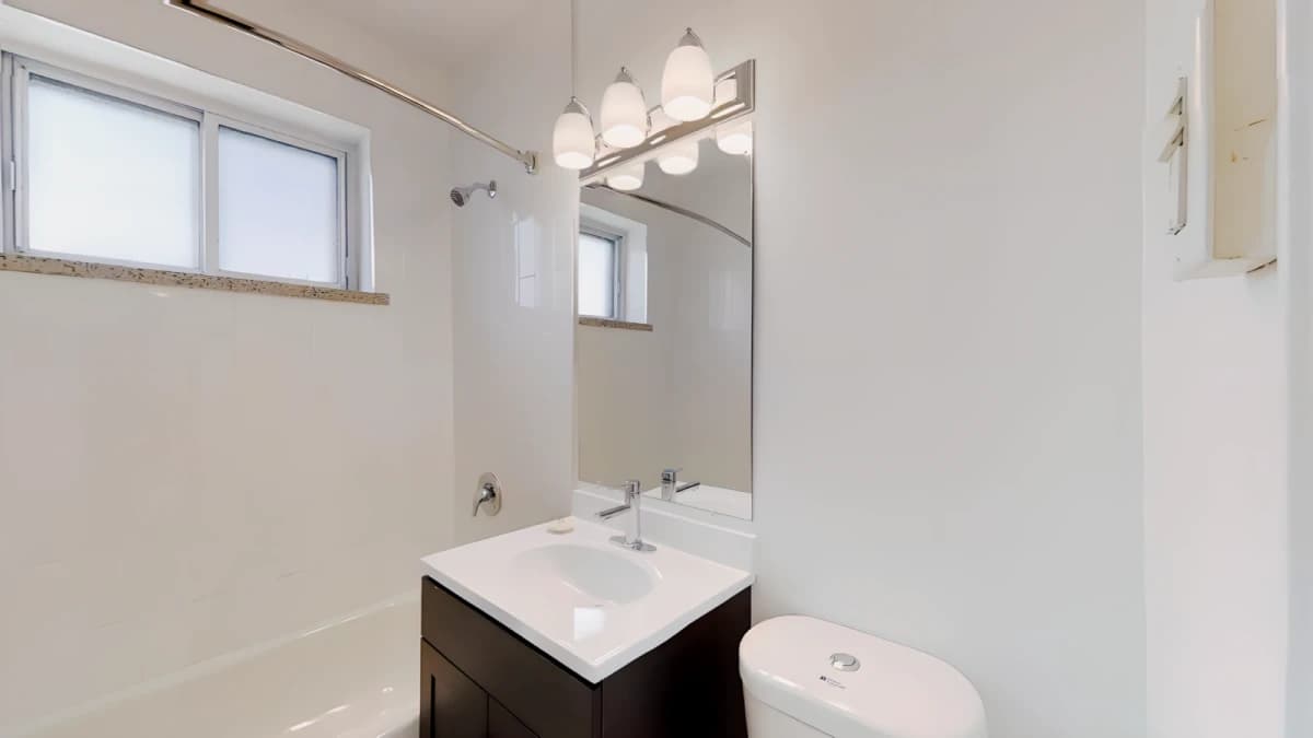 157 Pearl image 2