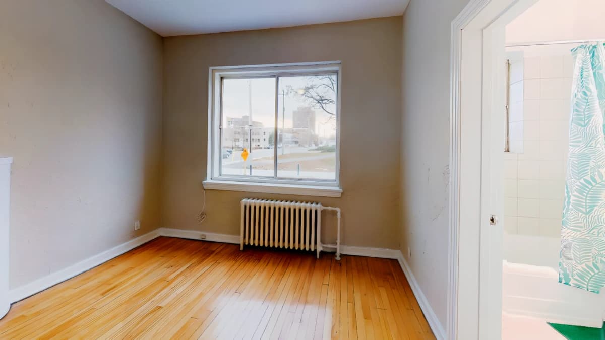 425 Elgin image