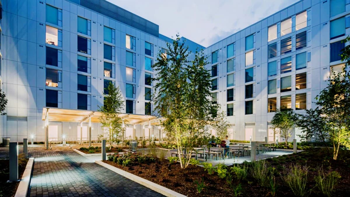 Outdoor Features