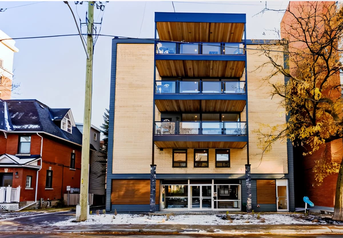 330 McLeod image 2