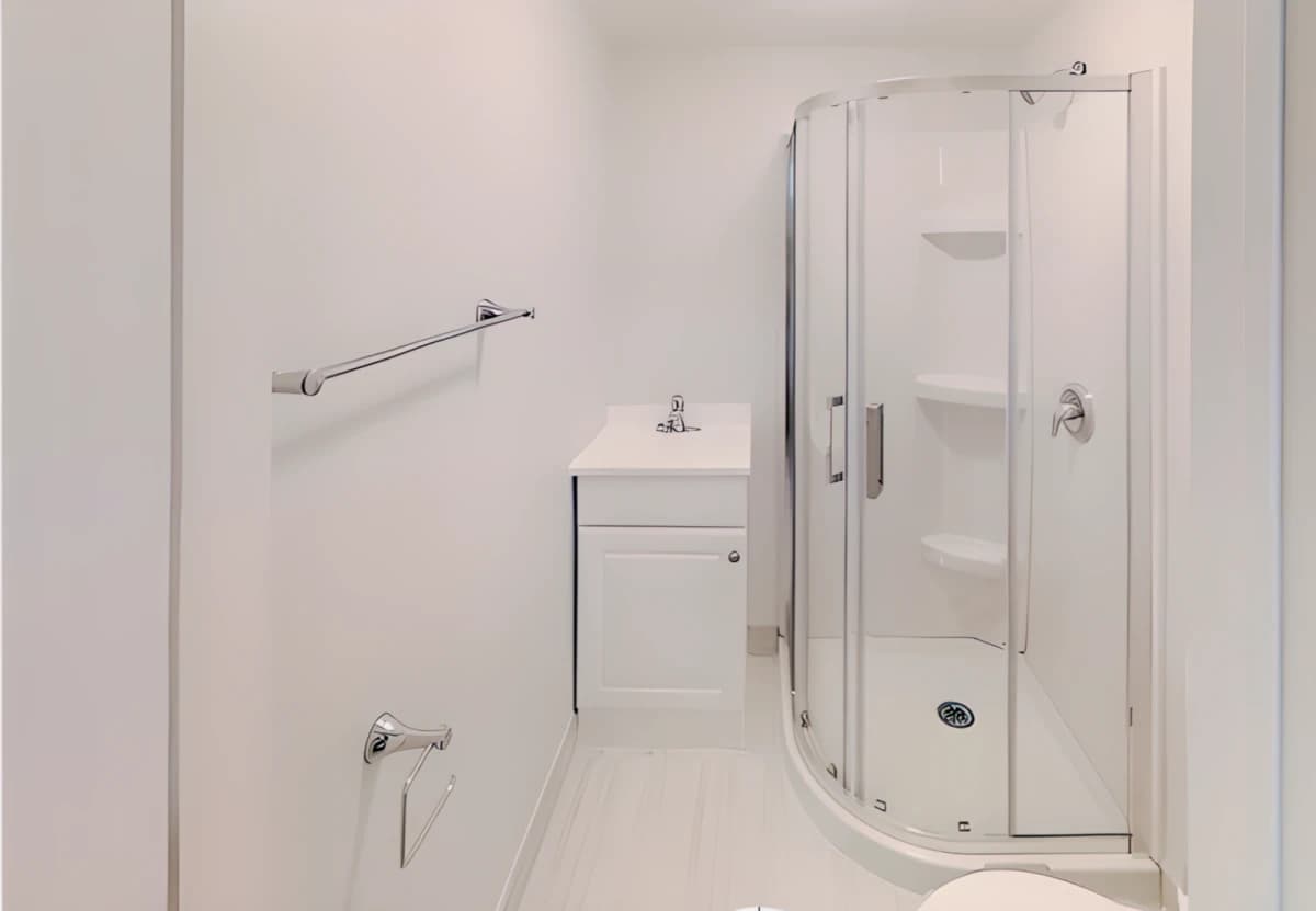 330 McLeod image